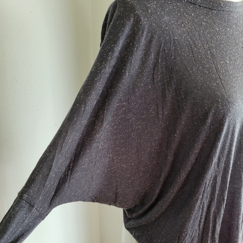 CHASER Silk Rayon Jersey Open Back Oversized Dolman Textured Top - Picture 3 of 6